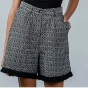 Beulah Women's Bermuda Black & White Thick Cozy Tweed Puffy Shorts Small